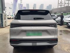 BYD Sealion 05 DM-i Smart Driving Edition 75KM Luxury Edition - фото 9