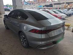 BYD Qin PLUS Champion Edition DM-i 55KM Leading - фото 4