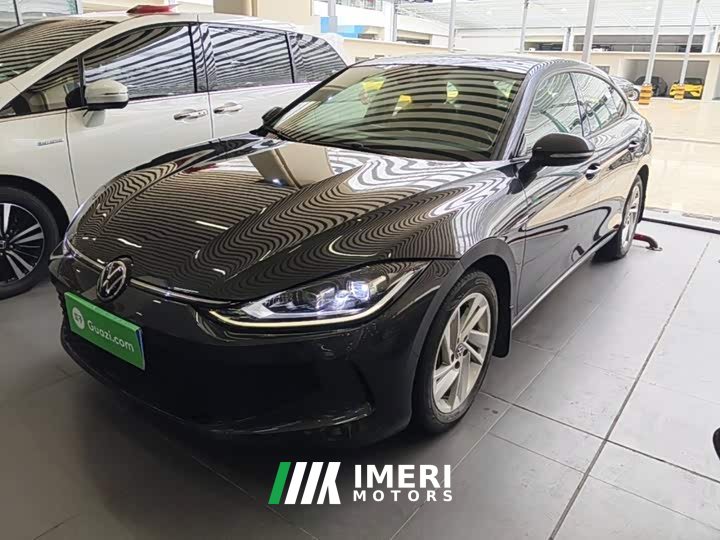 Volkswagen Lingdu L 280TSI DSG Dazzling Red Edition - автомобиль из Китая