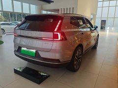Volvo XC70 Plug-in Hybrid AWD Extended Range Plus - photo 6