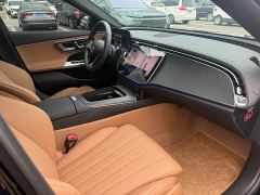 Mercedes-Benz E-Class E 260 L - photo 10