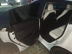 Tesla Model Y Performance All-Wheel Drive - ფოტო 5