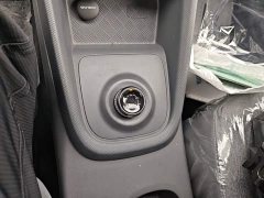 Wuling Hongguang New Energy Extended-Range Hybrid 50KM Practical Edition - ფოტო 13