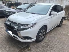 Mitsubishi Outlander 2.0L FWD Comfort 5-Seater - фото 1