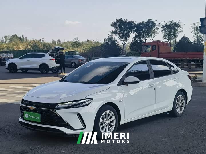 Chevrolet Cruze 1.5L Dual-Clutch Deluxe Edition - автомобиль из Китая