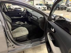 Kia K3 1.5L CVT Luxury Edition - ფოტო 10