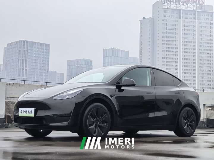Tesla Model Y Facelift Rear-Wheel Drive