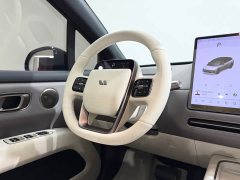 Li Auto i6 Two-Wheel Drive Standard - ფოტო 12