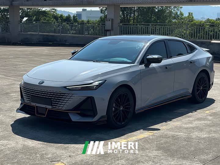 Changan UNI-V 1.5T Sport Edition - автомобиль из Китая