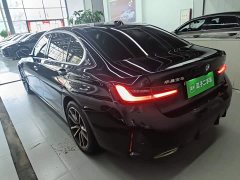 BMW 3 Series 320Li M Sport Package - фото 4