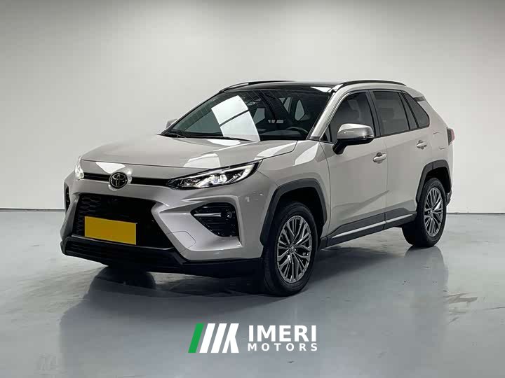 Toyota Wildland 2.0L CVT FWD Luxury Plus - car from China