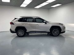 Toyota Wildland 2.0L CVT FWD Luxury Plus - photo 6