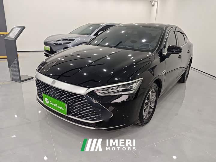BYD Qin PLUS Glory Edition DM-i 55KM Leading - автомобиль из Китая