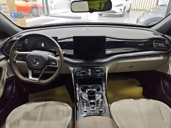 BYD Qin PLUS Glory Edition DM-i 55KM Leading - фото 9