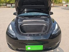 Tesla Model Y Standard Range RWD - ფოტო 19