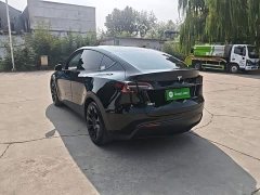 Tesla Model Y Standard Range RWD - ფოტო 4