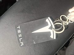 Tesla Model Y Standard Range RWD - ფოტო 8