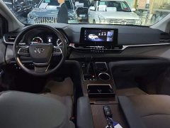 Toyota Gravia 2.5L Hybrid Comfort Edition - фото 9