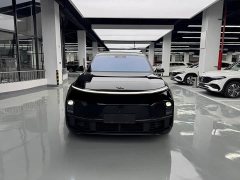 Li Auto L9 Pro - ფოტო 2