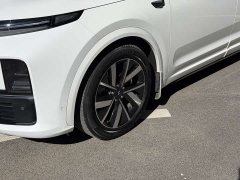 Li Auto L7 Pro - ფოტო 16