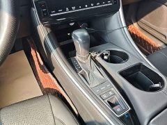 Toyota Avalon Hybrid 2.5L Luxury - фото 13