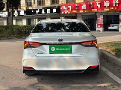 Toyota Avalon Hybrid 2.5L Luxury - фото 5