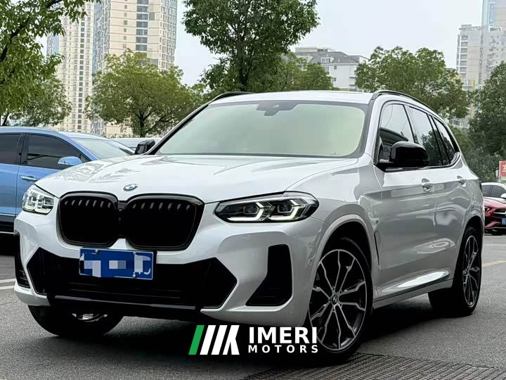 BMW X3 xDrive30i Premier M Night Package