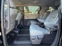 Toyota Gravia 2.5L Hybrid Comfort Edition - фото 11