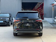 Toyota Gravia 2.5L Hybrid Comfort Edition - фото 6