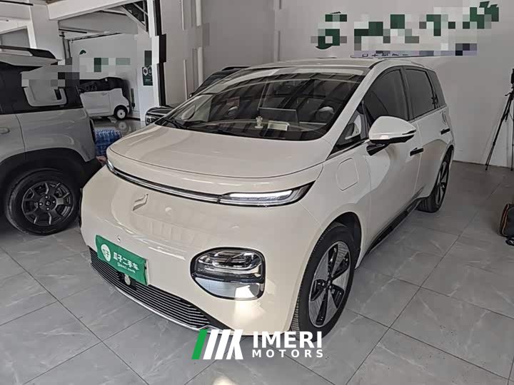 Baojun Yunduo 460 Pro - автомобиль из Китая
