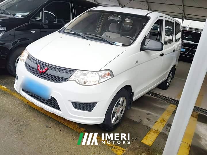 Wuling Hongguang 1.2L S Base National VI LSI - автомобиль из Китая