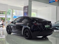 Tesla Model Y Rear-Wheel Drive - photo 10