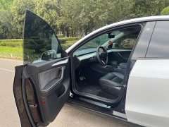 Tesla Model Y Rear-Wheel Drive - фото 4