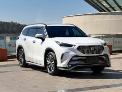 Toyota Crown Venza 2.5L HEV AWD Luxury - photo 3