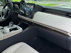 Lexus LM 500h Six-Seat Premium Edition - photo 12