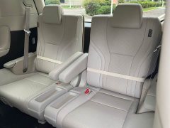 Lexus LM 500h Six-Seat Premium Edition - photo 17