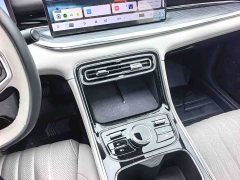 Geely Galaxy Xingyao 6 125km Explorer Edition - ფოტო 4