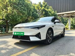 XPeng P5 460G - ფოტო 1