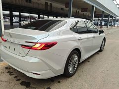 Toyota Camry Hybrid 2.0L HGVP Luxury - фото 6