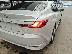 Toyota Camry Hybrid 2.0L HGVP Luxury - фото 7