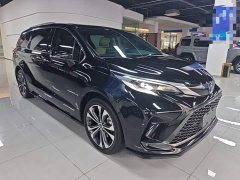 Toyota Gravia 2.5L Hybrid Premium Edition - photo 3