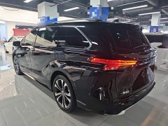 Toyota Gravia 2.5L Hybrid Premium Edition - photo 4