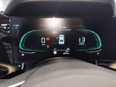 Hyundai Elantra 1.5L CVT Luxury - ფოტო 11