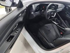 Hyundai Elantra 1.5L CVT Luxury - ფოტო 15