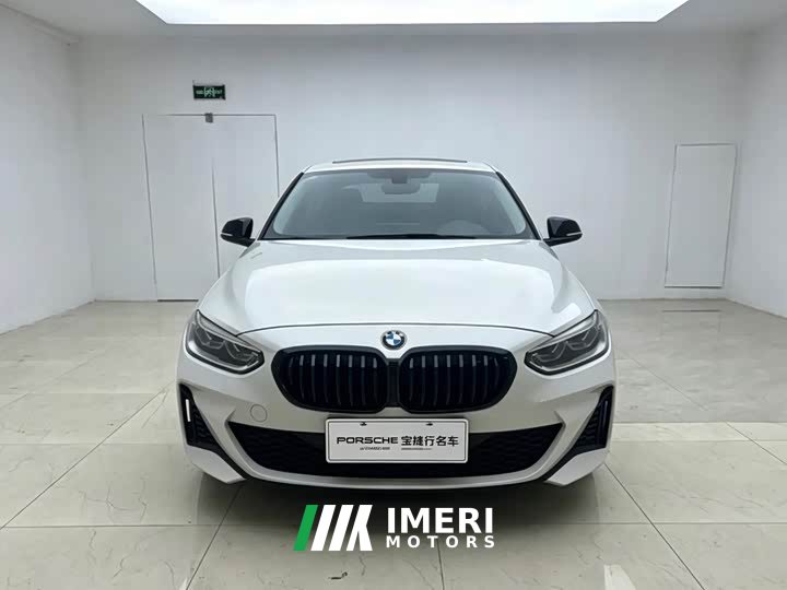 BMW 1 Series Facelift 120i M Sport Night Edition - car from China