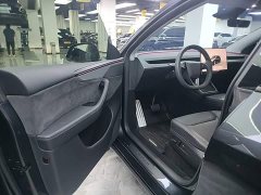 Tesla Model Y Long Range All-Wheel Drive Launch Edition - photo 15