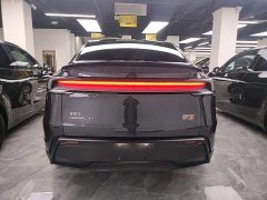 Tesla Model Y Long Range All-Wheel Drive Launch Edition - photo 5