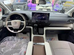 Toyota Sienna 2.5L Hybrid FWD Comfort - photo 4