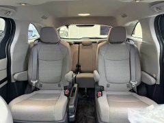 Toyota Sienna 2.5L Hybrid FWD Comfort - photo 6