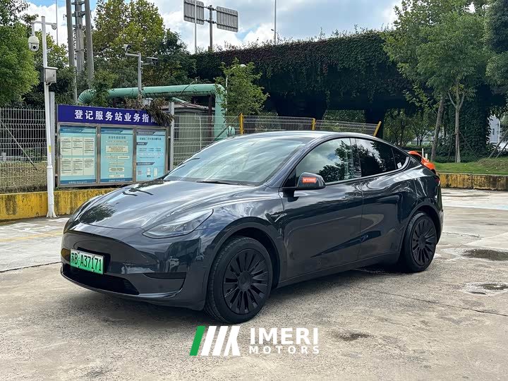 Tesla Model Y Rear-Wheel Drive - car from China